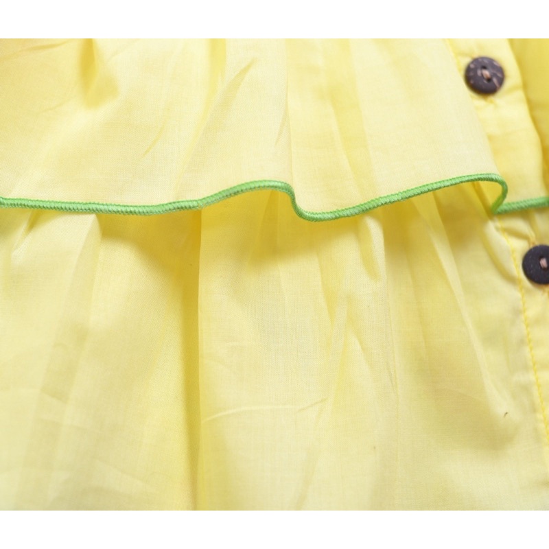 Áo hai tầng màu xanh và vàng Touch