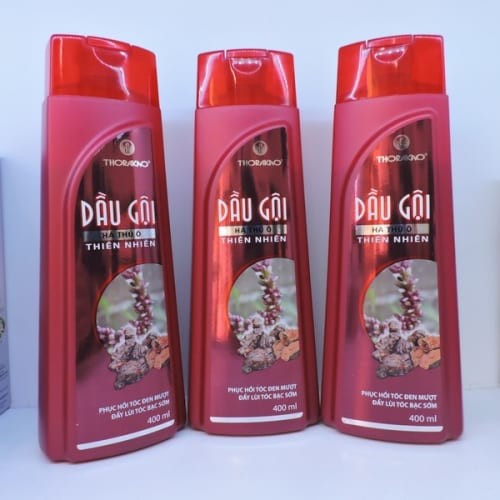 Dầu gội hà thủ ô Thorakao 400ml