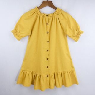 Váy linen cổ bèo tay gaplan rất đẹp, cổ chun có thể điều chỉnh mặc được 2 kiểu rất xinh. Dáng rất đẹp...................