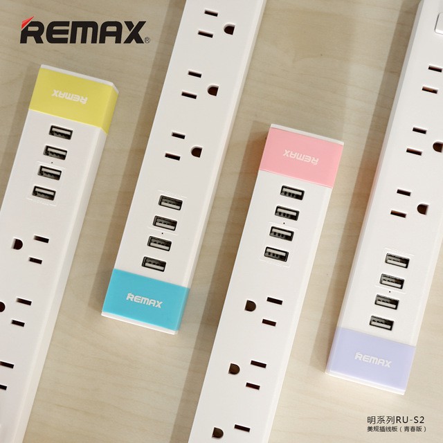 Ổ CẮM ĐIỆN THÔNG MINH REMAX 4USB + 3 Ổ CẮM