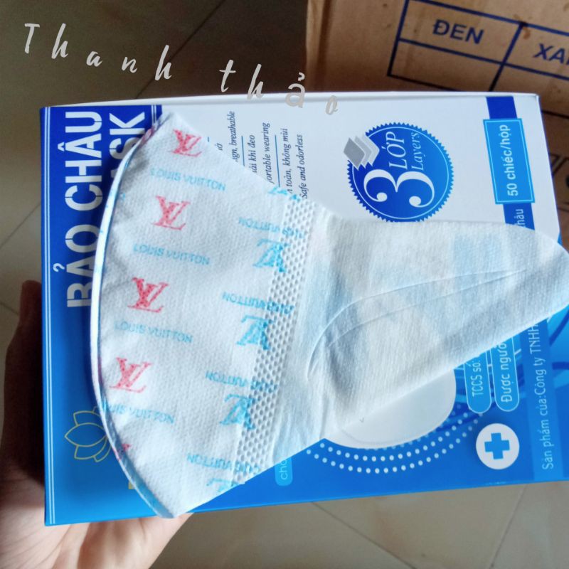 KHẨU TRANG 3D MASK LV XANH ĐỎ (50 CÁI)