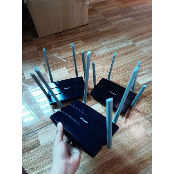 Bộ phát wifi tp link WDR6300 4 râu Xuyên Tường Tốt AC1200 - 2 Băng tần 2.4GHZ và 5GHZ