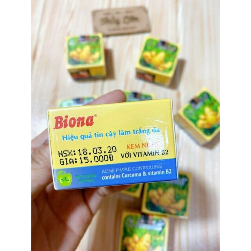KEM BIONA MỤN VỚI NGHỆ VÀ VITAMIN B2