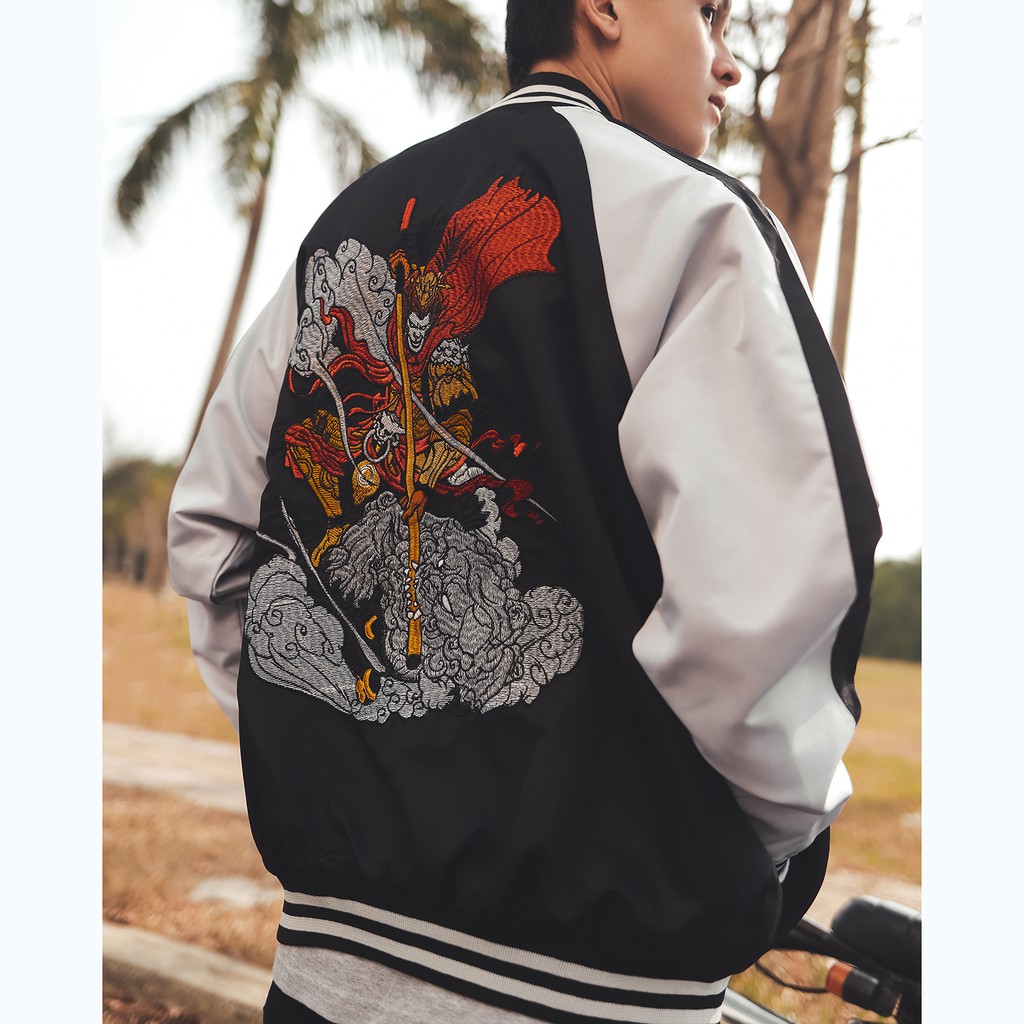 Áo Khoác Jacket Sun Wukong Sukajan Chất Liệu Parachute Fabric Vải Dù Màu Trắng Đen
