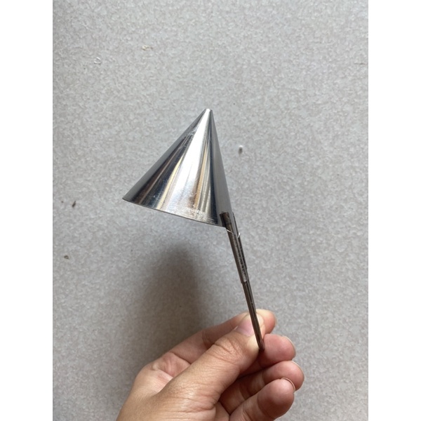 Xoáy tỉa hoa cà rốt,rau củ ,xoáy tỉa hoa hình phễu bằng inox