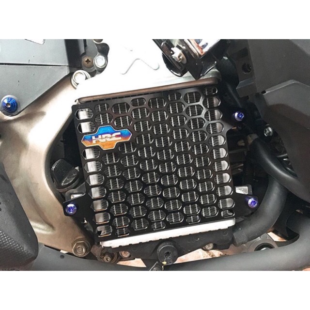 Che két nước CnC Vario