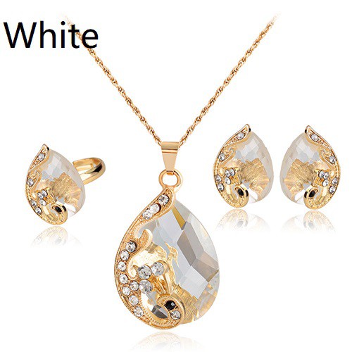 Bộ Vòng cổ + Bông Tai + NhẫN ĐíNh Đá M07