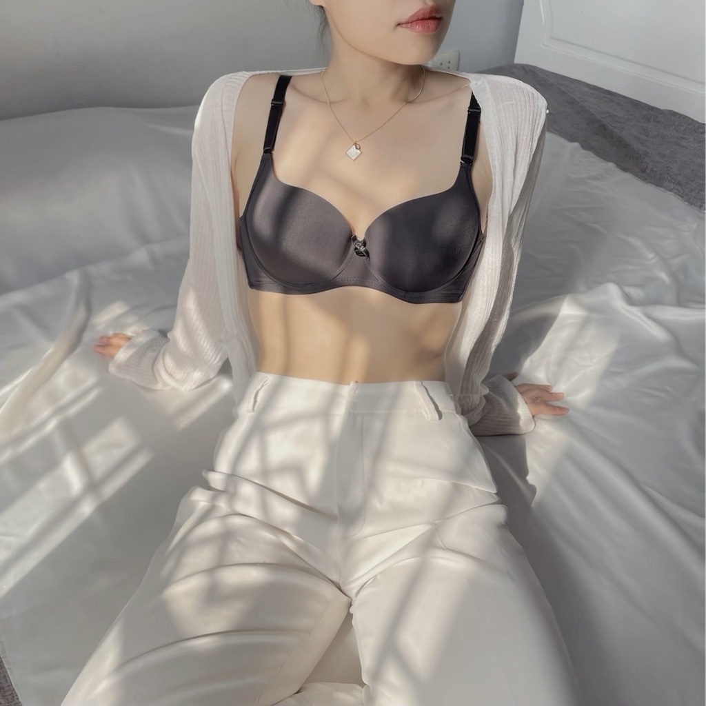 Áo lót nữ Ame trơn có gọng tàng hình mút vừa - Áo lót học sinh - Áo lót nữ mặc áo dài trơn - RW36