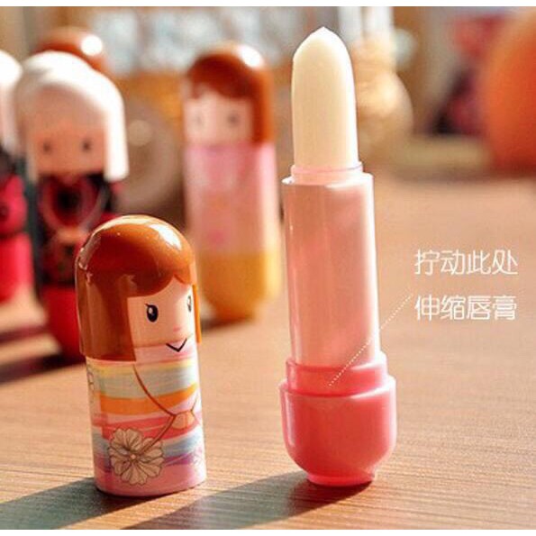 Son dưỡng môi giữ ẩm búp bê Nhật Bản