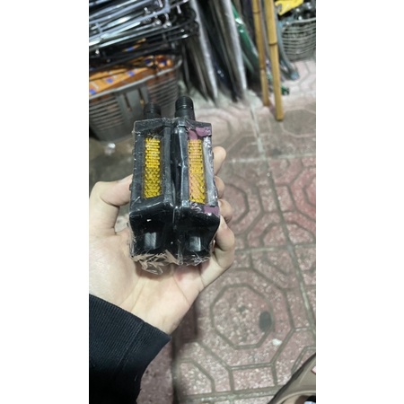 Pedals trẻ em cốt nhỏ