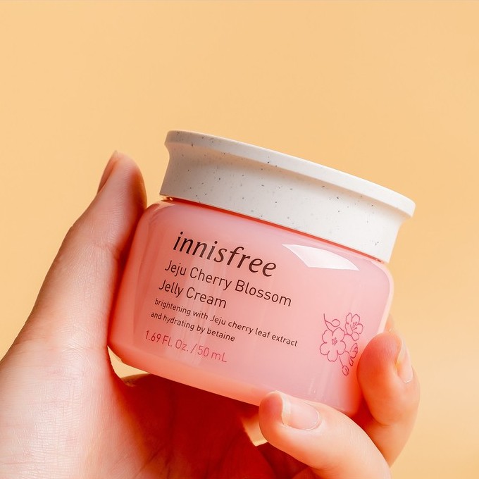 Kem dưỡng Innisfree Jeju Cherry Blossom chiết xuất anh đào dưỡng sáng da 50ml