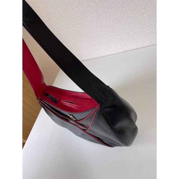 Túi đeo vai Launer London