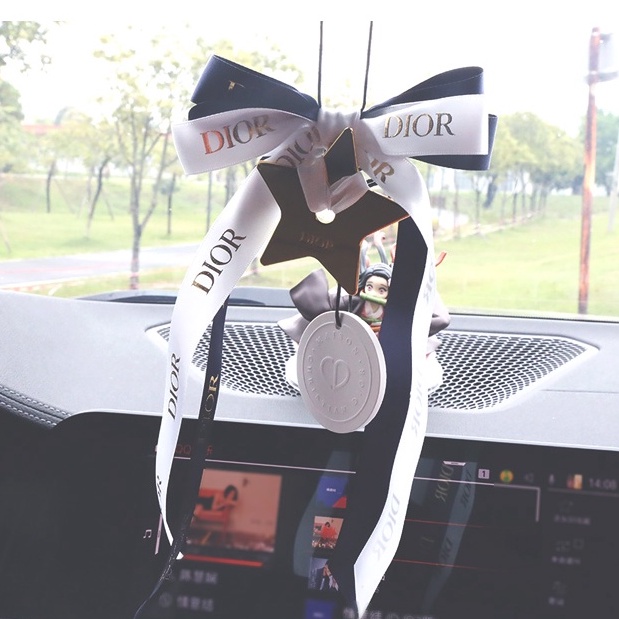Dây Treo Trang Trí Xe Hơi Hình Ngôi Sao May Mắn 2022 Phong Cách Dior Sang Trọng