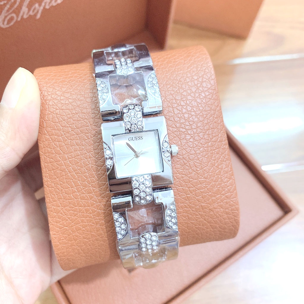 Đồng hồ guess nữ dây thép không gỉ bền đẹp, thiết kế sang trọng, trẻ trung, chống nước bảo hành 12 tháng