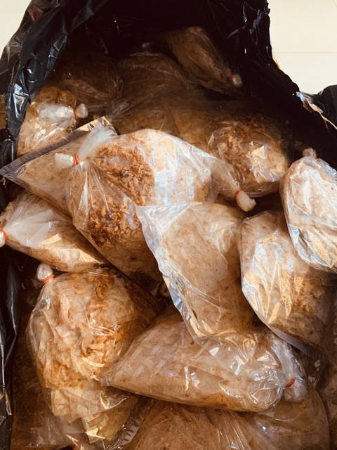 Sỉ 70 bánh tráng muối tỏi Tây Ninh cực hot