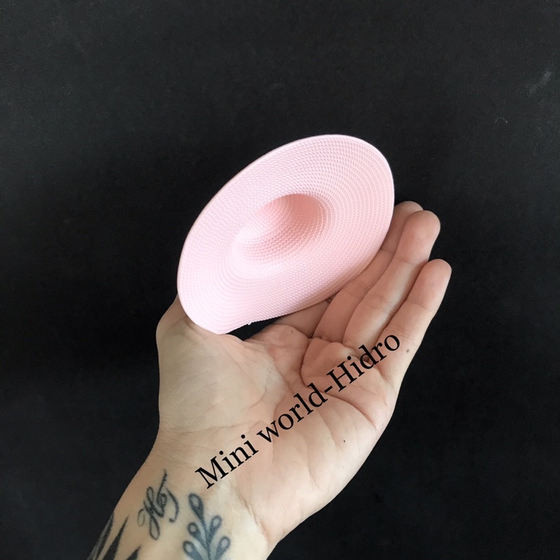 Nón Mũ cho búp bê Barbie, nhựa và len handmade