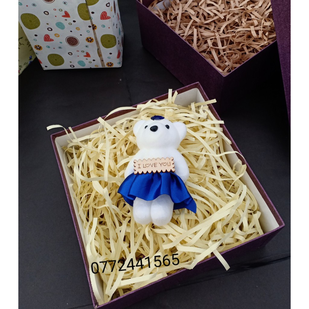 Giấy rơm/ Giấy vụn cắt sẵn lót hộp quà 1kg | BigBuy360 - bigbuy360.vn