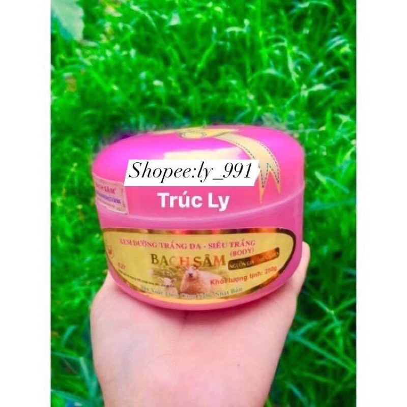 ( Hàng chuẩn ) Kem body Bạch Sâm dưỡng trắng da màu hồng hộp 250gram