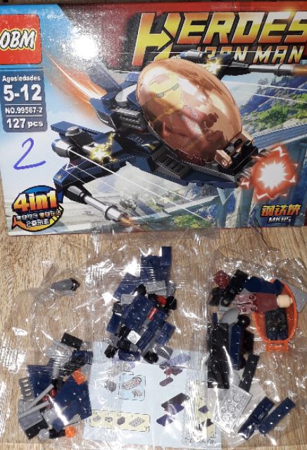 Lắp ráp 1 hộp LegoSuper Hero Siêu Anh hùng 99567 có nhiều chi tiết bằng nhựa ABS