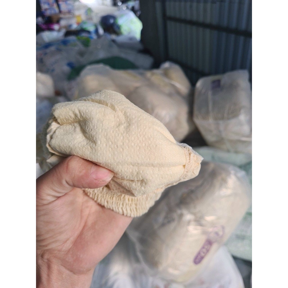 Com bo 100 miếng bỉm hipgig  than tre hàng không qua tẩy