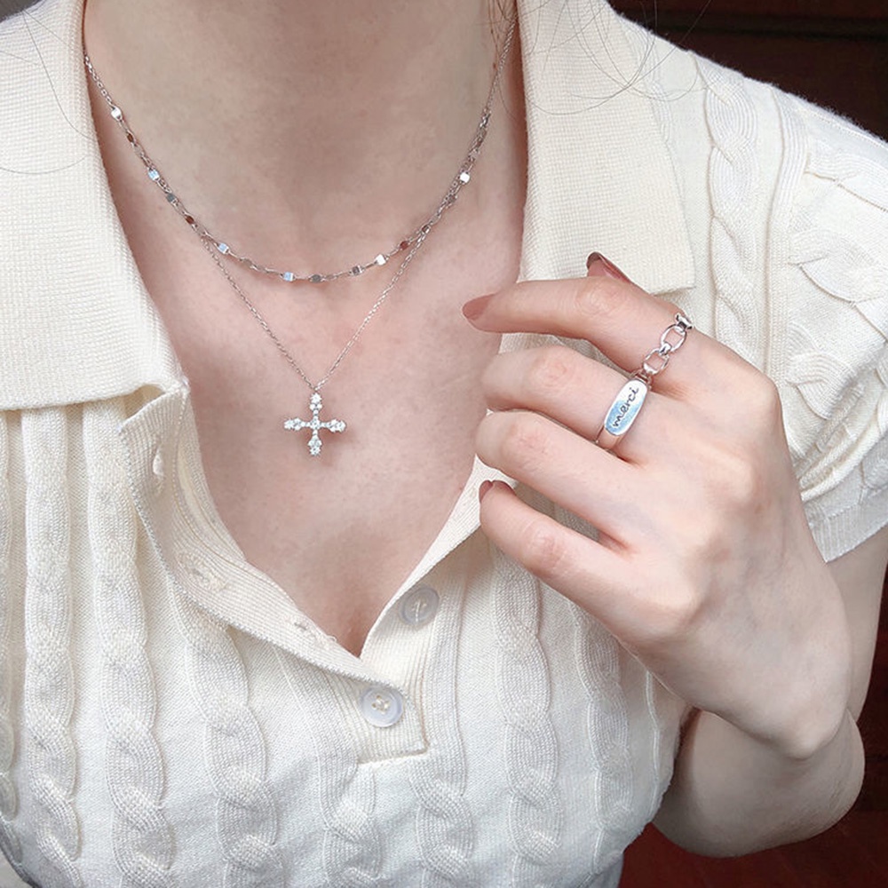 Vòng Cổ Choker Hai Lớp Mặt Thánh Giá Đính Đá Kim Cương Màu Bạc Sang Trọng Đơn Giản Dành Cho Nữ