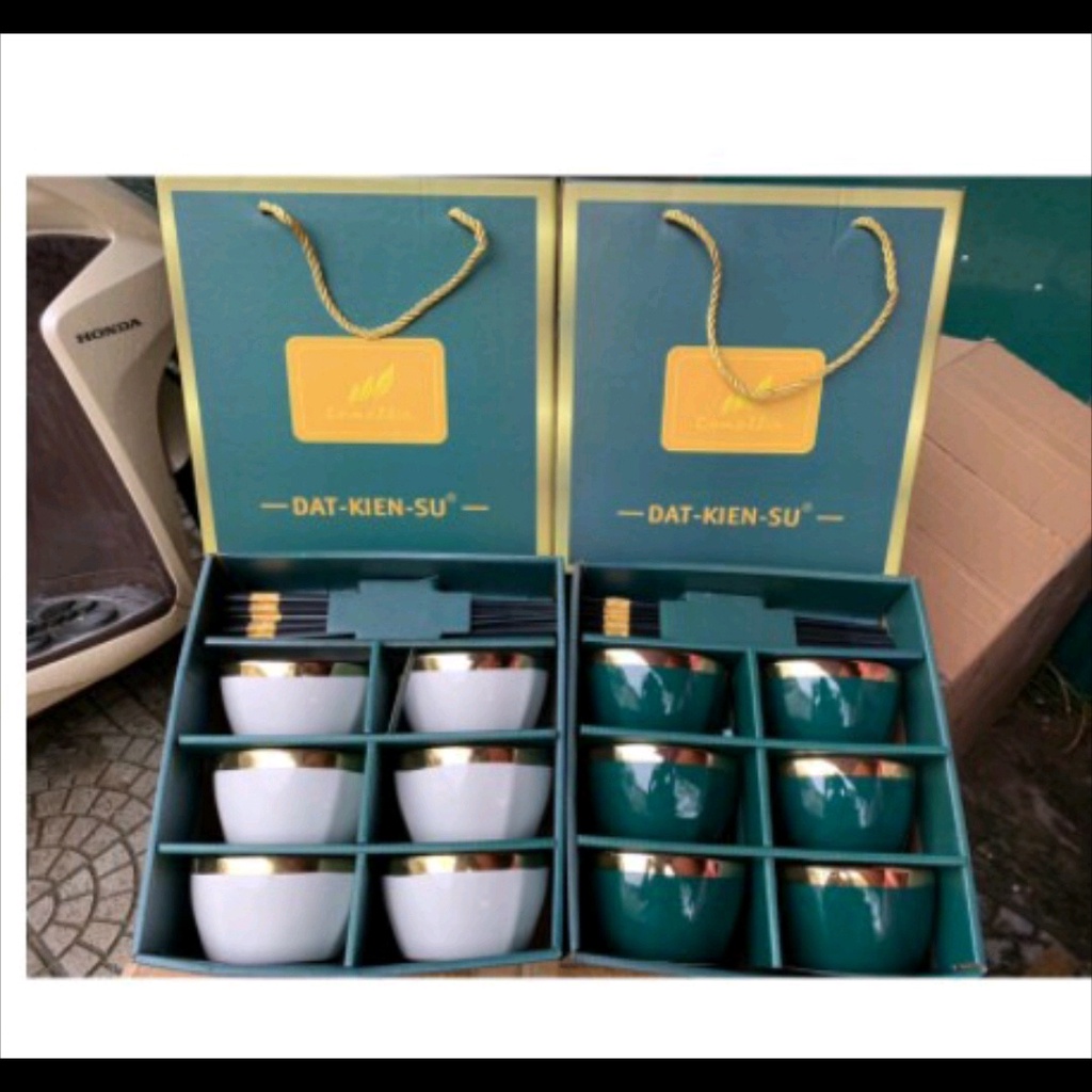 BỘ 6 CHÉN ĐŨA Bo bat 6 mon vien vang duoc lam tir chat lieu gom su cao cap