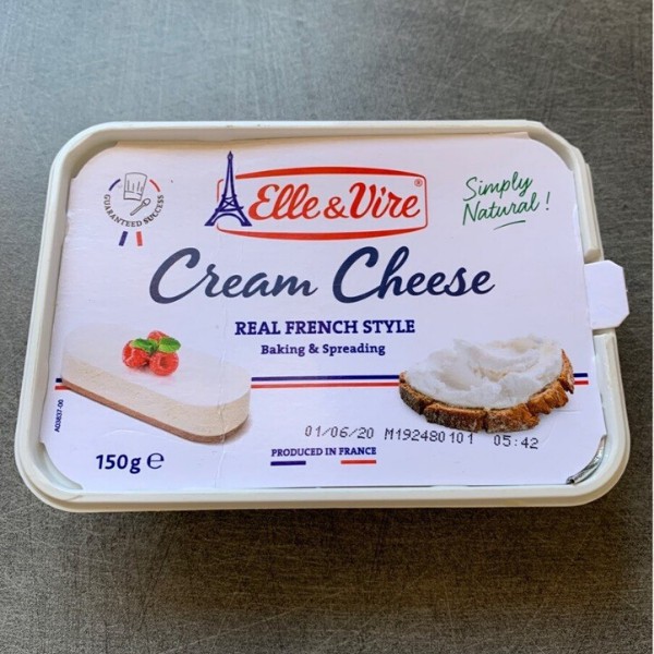 Phô mai Cream Cheese Elle & Vire 150g