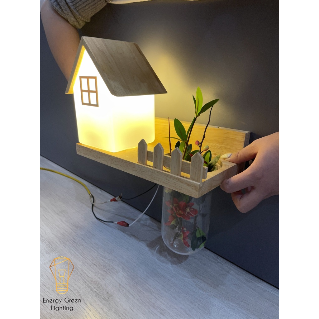 Đèn Tường Energy Green Lighting Kệ Gỗ Chao Thủy Tinh Hình Ngôi Nhà Hiện Đại DT-2732 - Trang Trí Căn Phòng