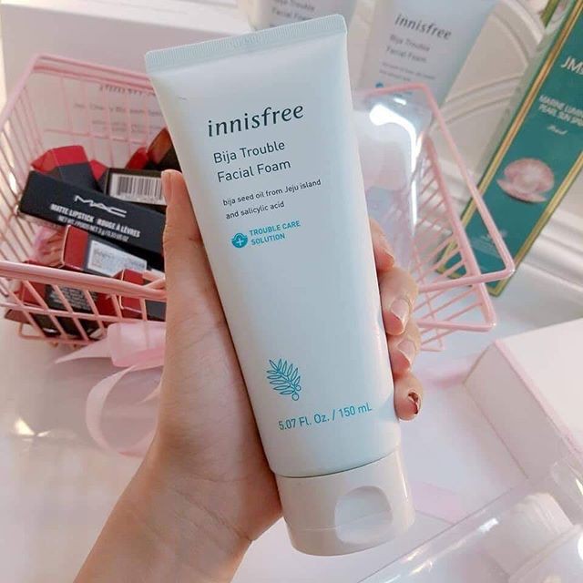 Sữa rửa mặt Innisfree Bija trouble facial foam