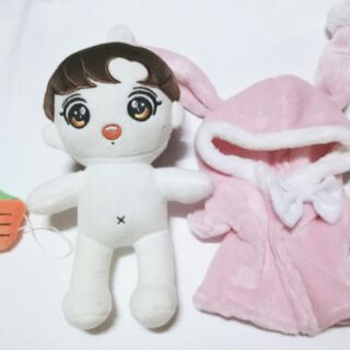 Doll JungKook 20cm (lướt qua phải xem thêm ảnh thật)