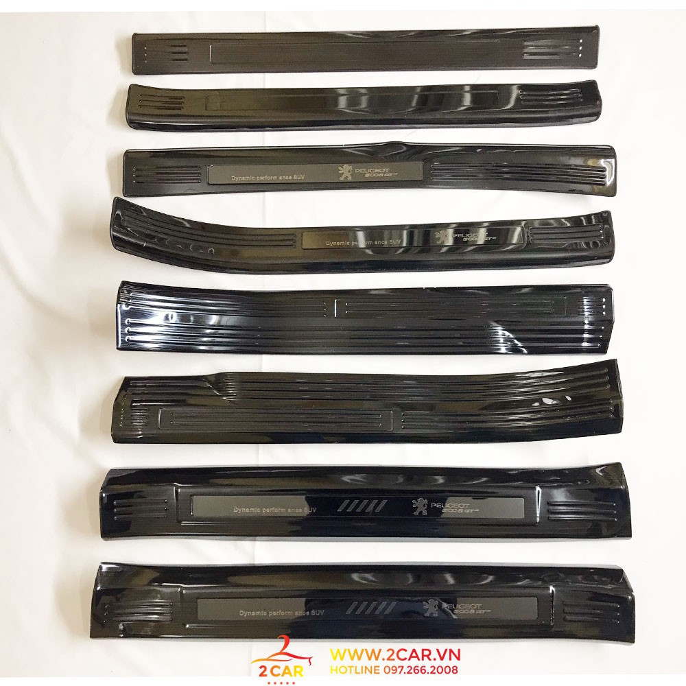 Bộ Ốp Bậc Cửa, Nẹp Bước Chân Trong Ngoài Xe Peugeot 3008-5008, chất liệu Titan
