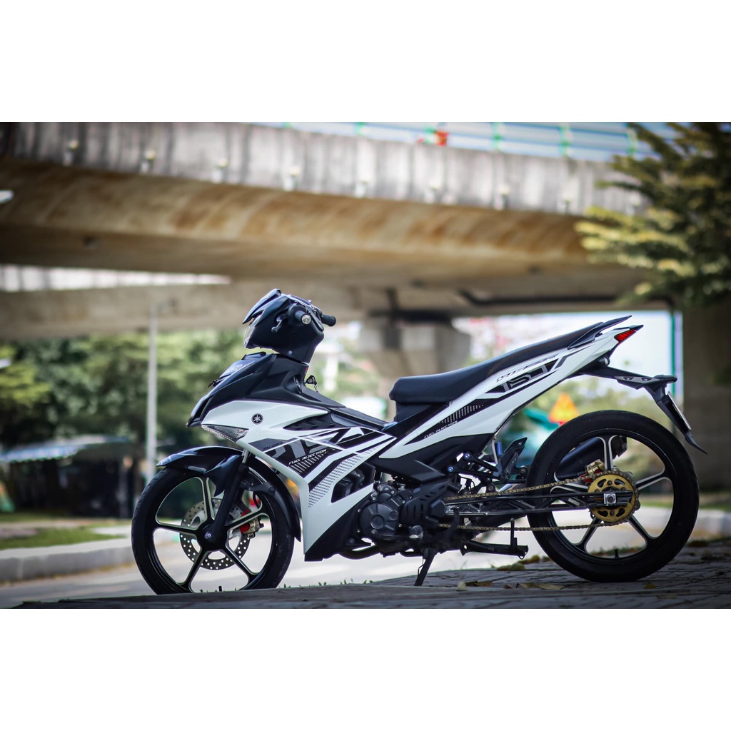 Tem rời exciter 150 y15zr trắng đen mặt nạ đen , tem e lớp cao cấp