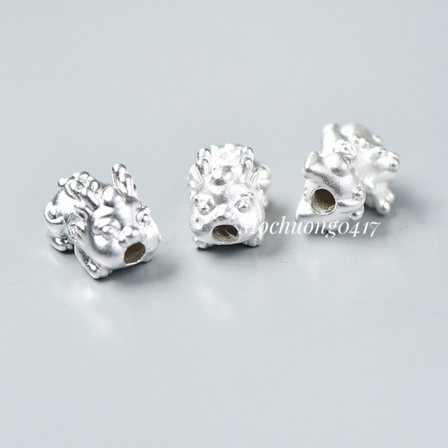 KHO SỈ  Charm Tỳ Hưu bạc mập cõng kim tiền - Hàng bạc tốt loại 1 cực đẹp PH303