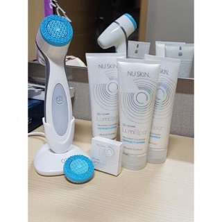 Máy rửa mặt lumispa+ phiếu bảo hành chính hãng )
