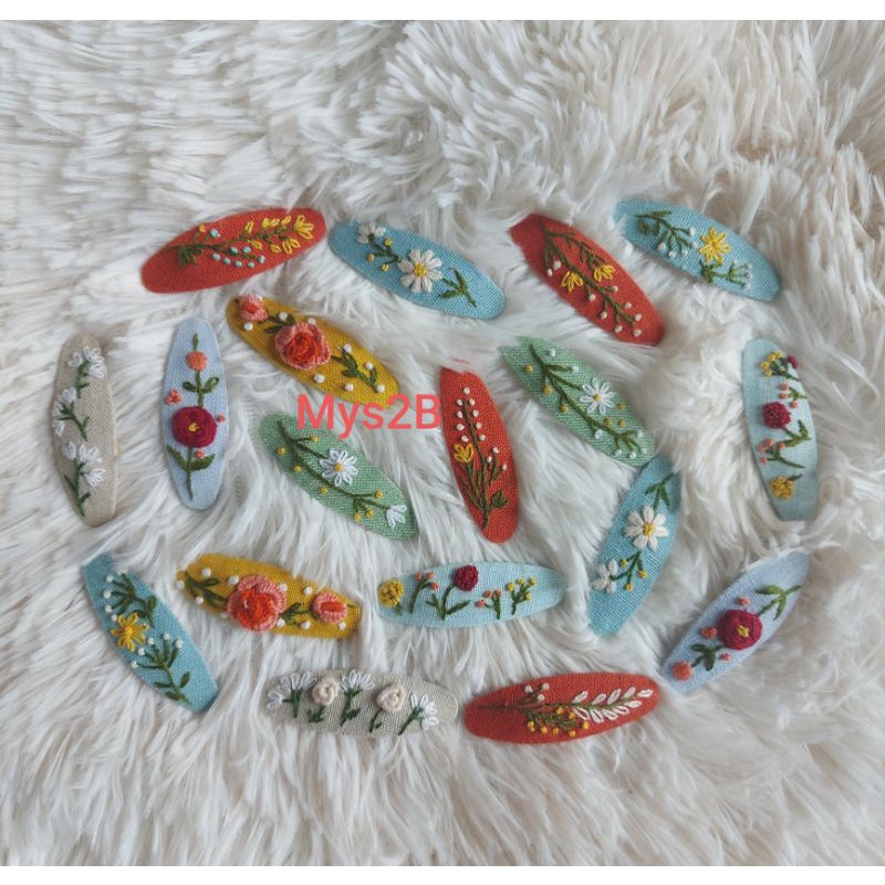 Kẹp tóc mái thêu tay 6cm