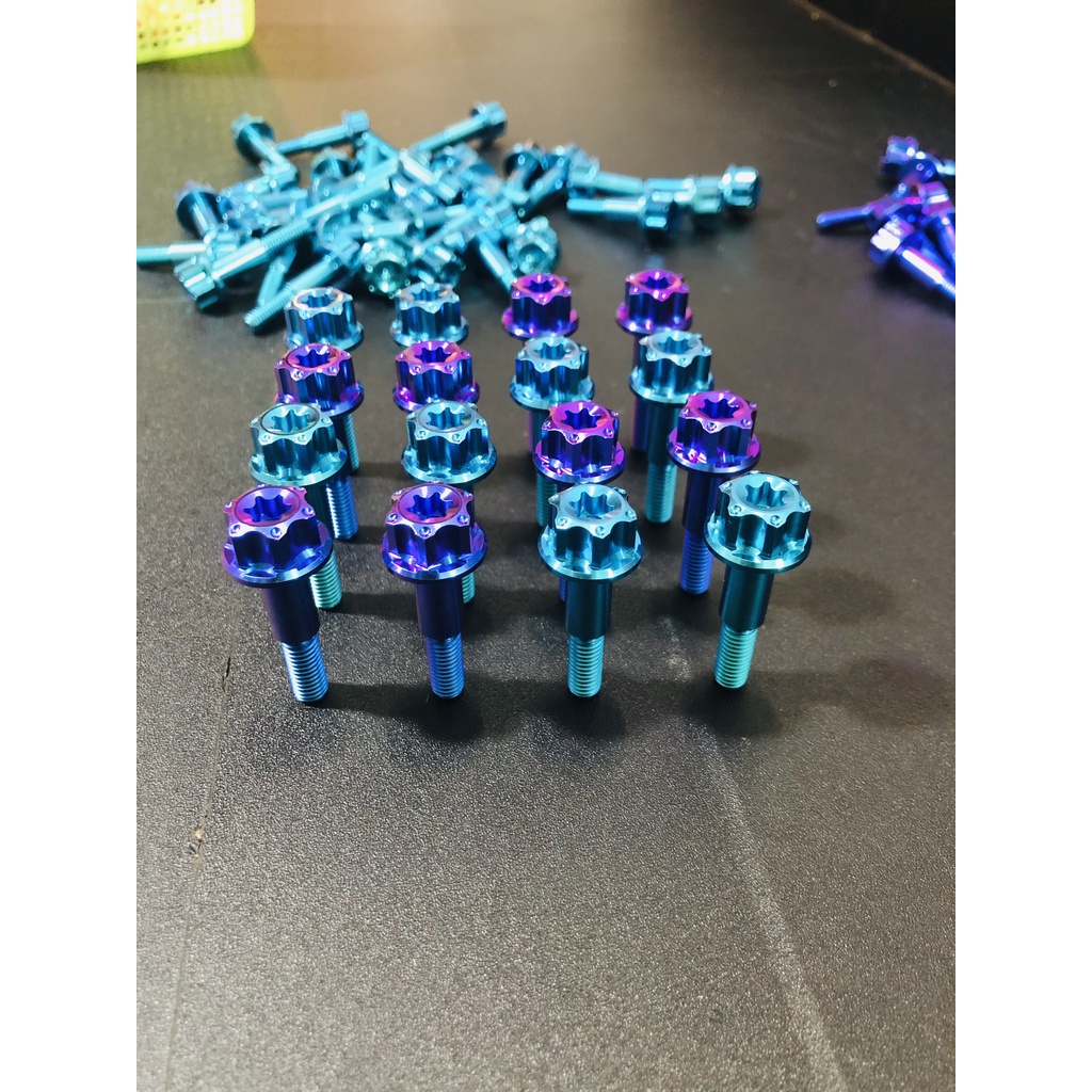 Ốc Titan Gr5 Tay thắng zin mẫu salaya, gắn được tất cả các dòng xe như HD, Ya, Suzuki