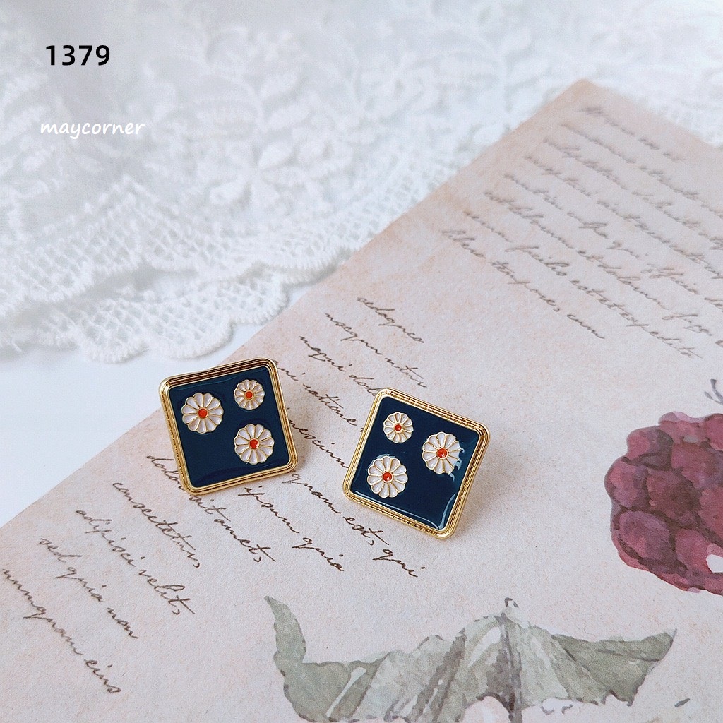 Khuyên tai petro xanh hoa cúc mạ bạc 925 cao cấp