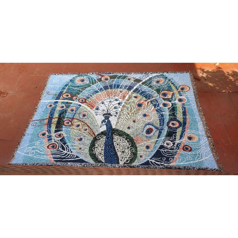 Thảm sofa ,thảm vintage họa tiết con công kích thước 2m2 ×1m6