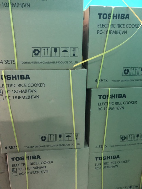 Nồi cơm điện Toshiba 1,8l