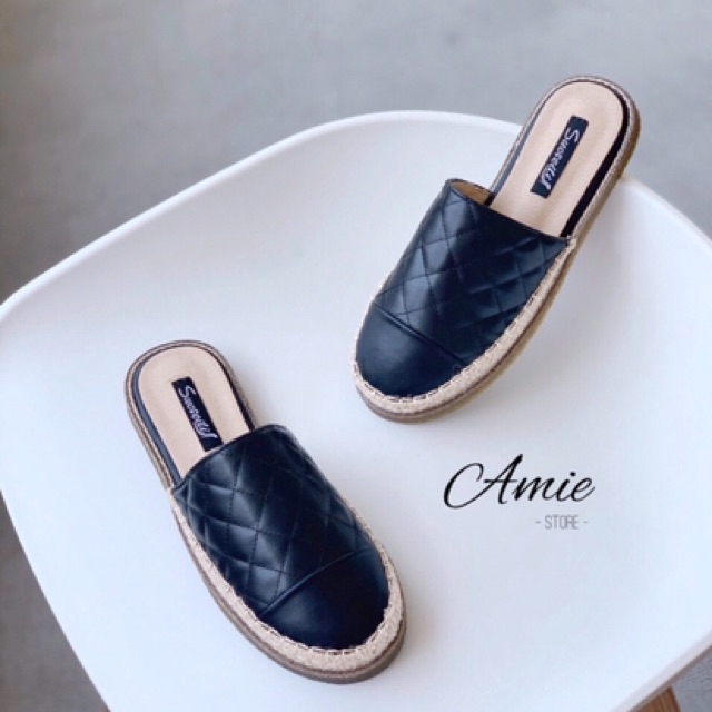 GIÀY SỤC Ô TRÁM THÊU TRẦN CHỈ MŨI ĐEN
