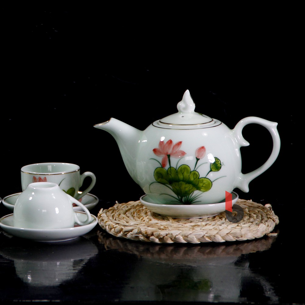 THƯỞNG TRÀ MỘC VỚI bộ ấm chén cát tường xanh vẽ sen chỉ vàng kim hợp mọi phòng khách,bộ tách trà gốm sứ, bộ ấm pha trà