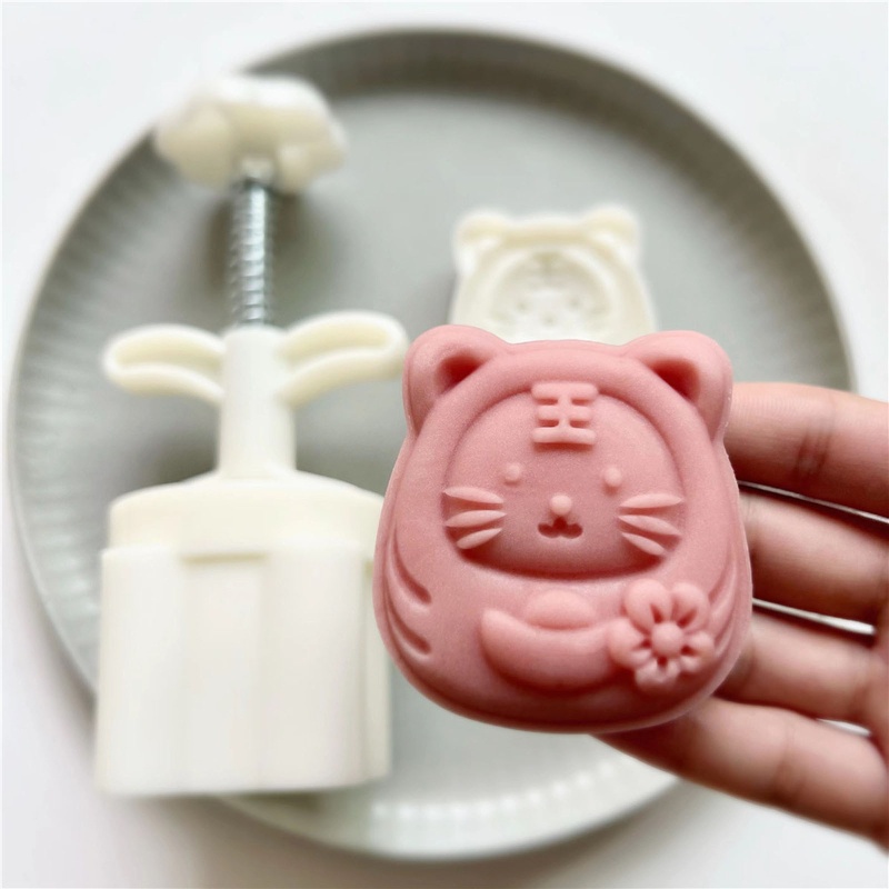 Khuôn Làm Bánh Trung Thu Hình Hổ Dễ Thương 75g Tiện Lợi
