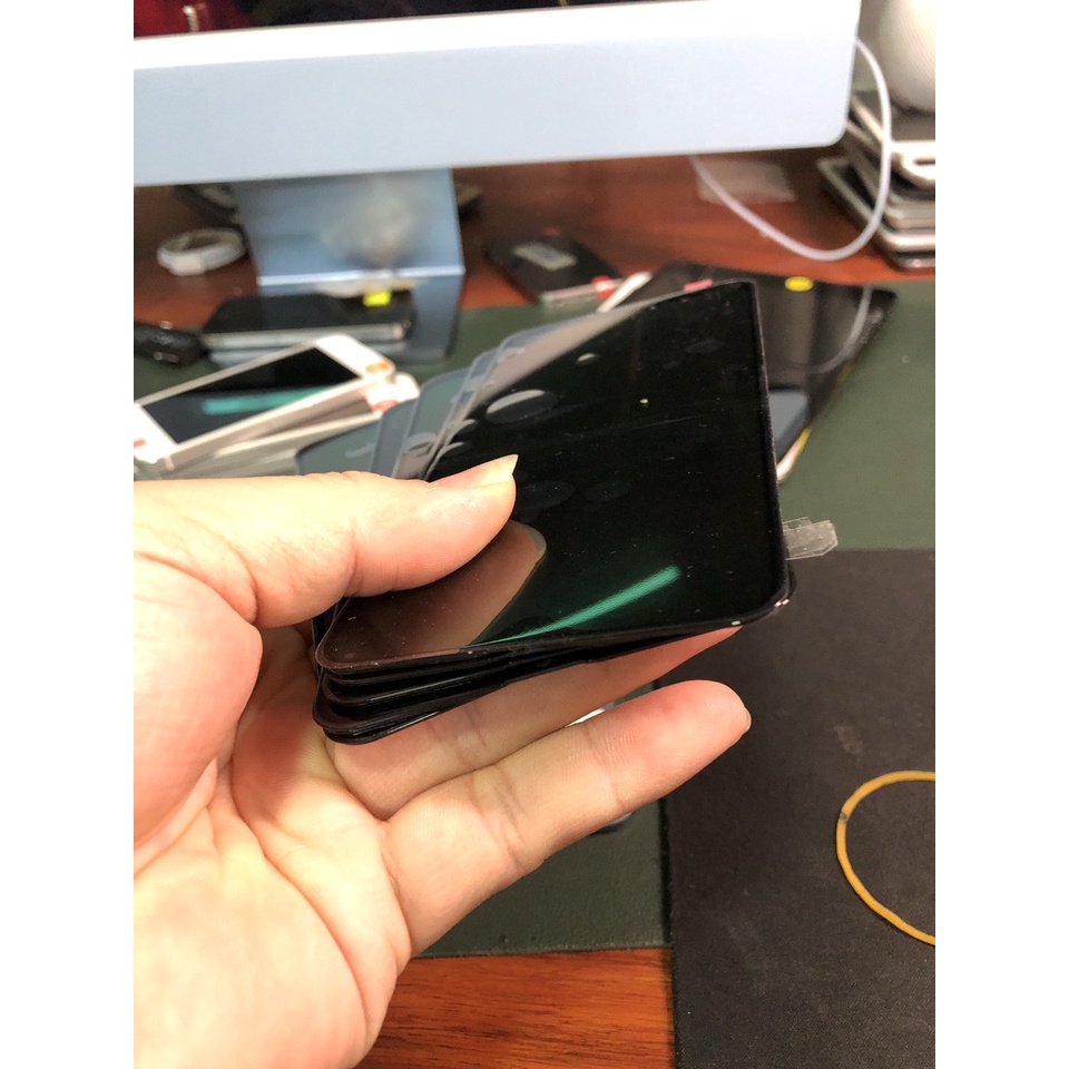 Màn hình thay thế cho điện thoại samsung A20/A30 màn oled siêu đẹp