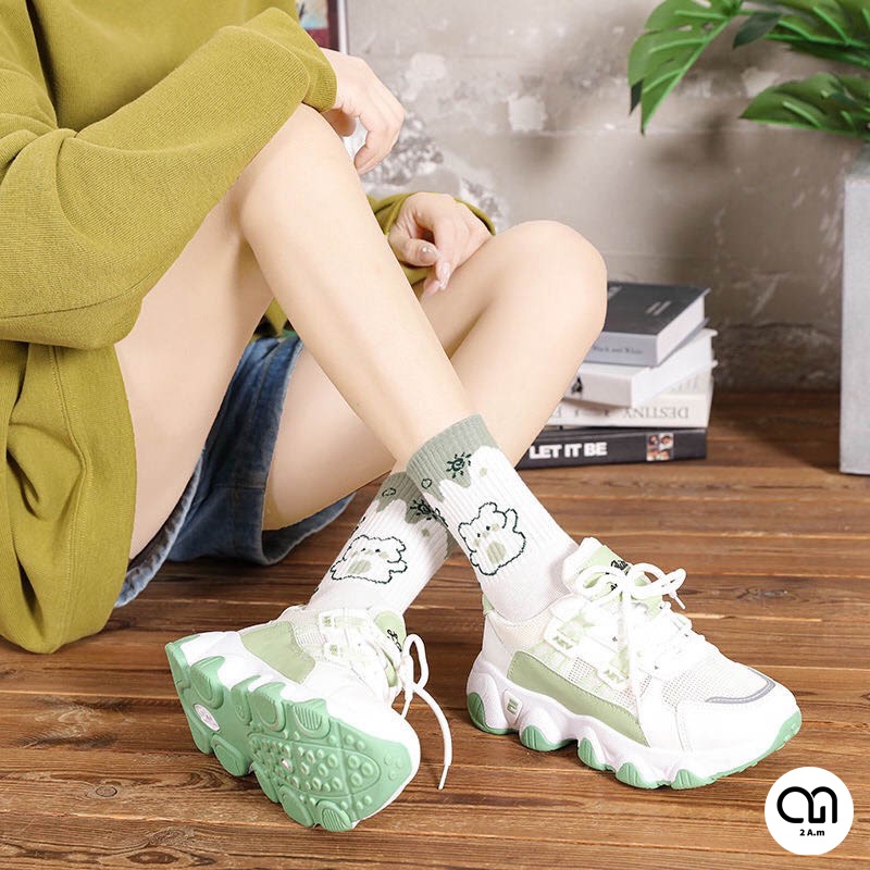 Tất Vớ Cổ Cao Nam Nữ Họa Tiết Thú Cưng Tông Màu Trắng Xanh Dễ Thương Unisex Style Hàn Quốc