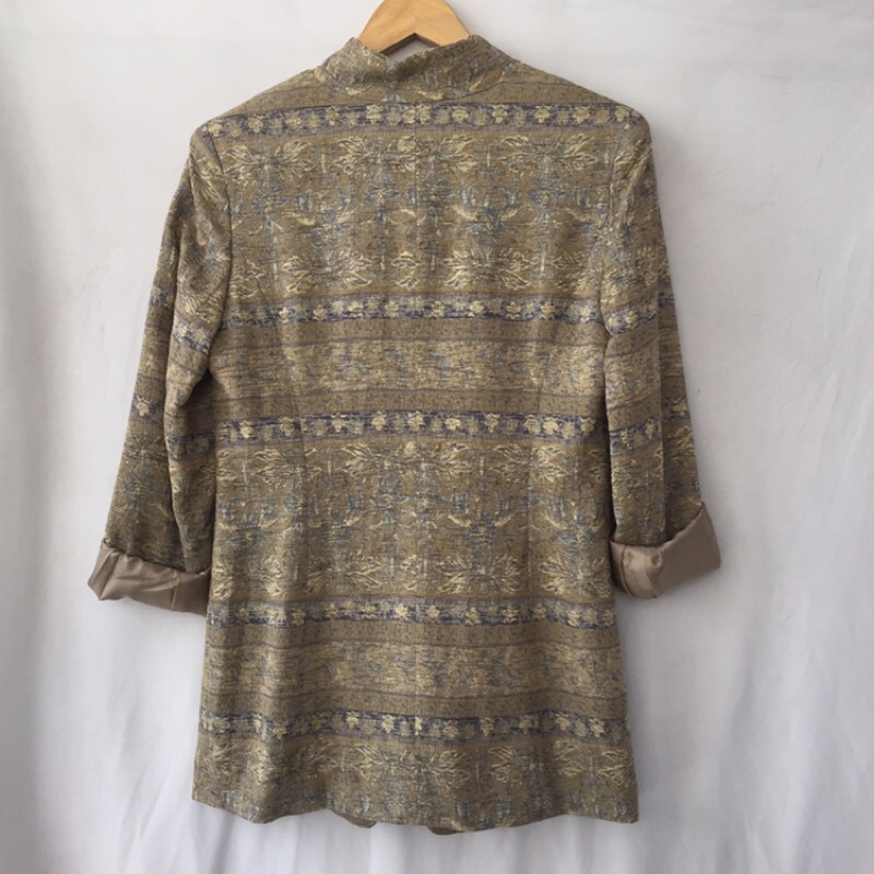 Áo khoác lazer vintage xinh xắn