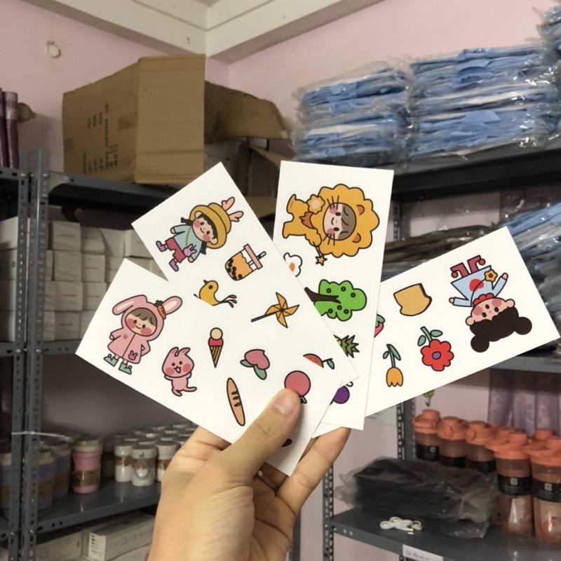 Bộ 4 Tấm STICKER Trang Trí Dán Phong Cách Nhật Bản Cực Kì Dễ Thương Chất Dính Siêu Bền