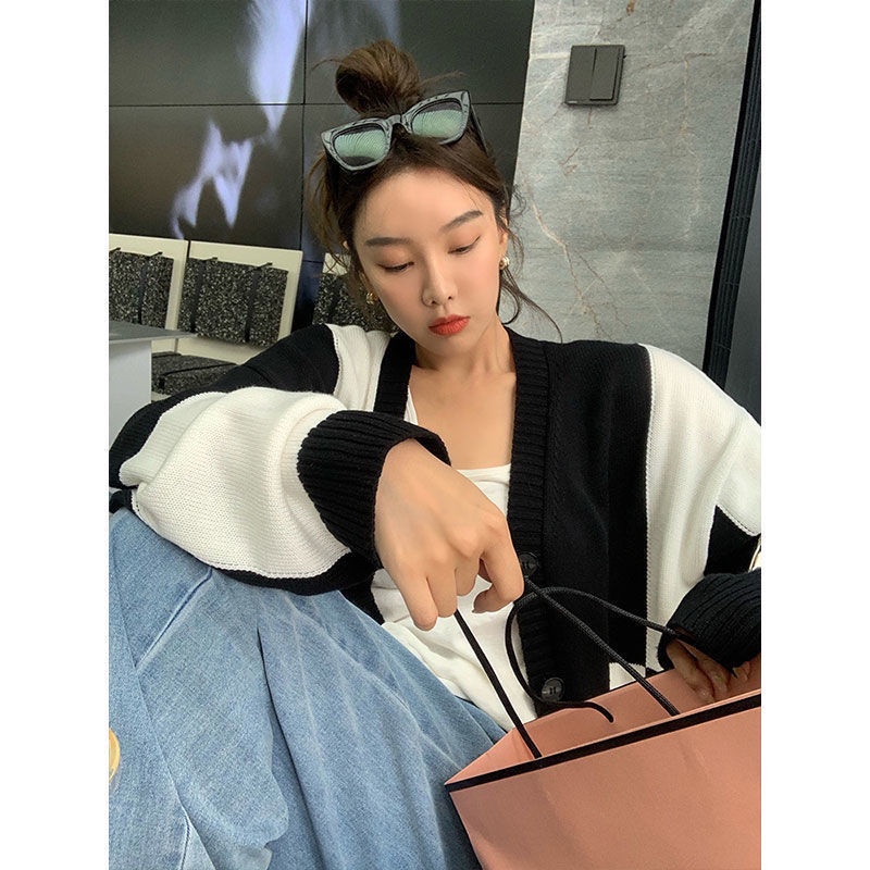 Áo khoác cardigan dệt kim cổ chữ V tay dài dáng rộng thời trang mùa thu mới cho nữ