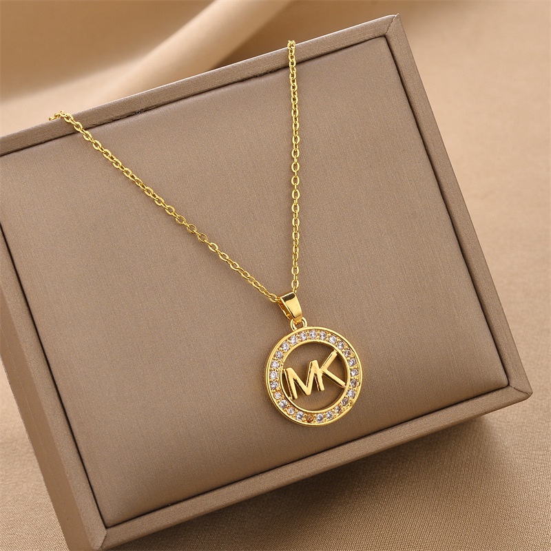 Vòng cổ Thép Titan Mặt Tròn Khắc Chữ loveu Đính Đá Dễ Thương Thời Trang Cho Nữ