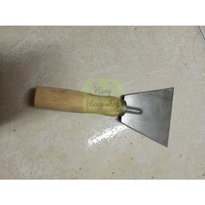 Sủi sắt cán gỗ cầm tay loại đẹp cạo sơn tường, làm phẳng tường
