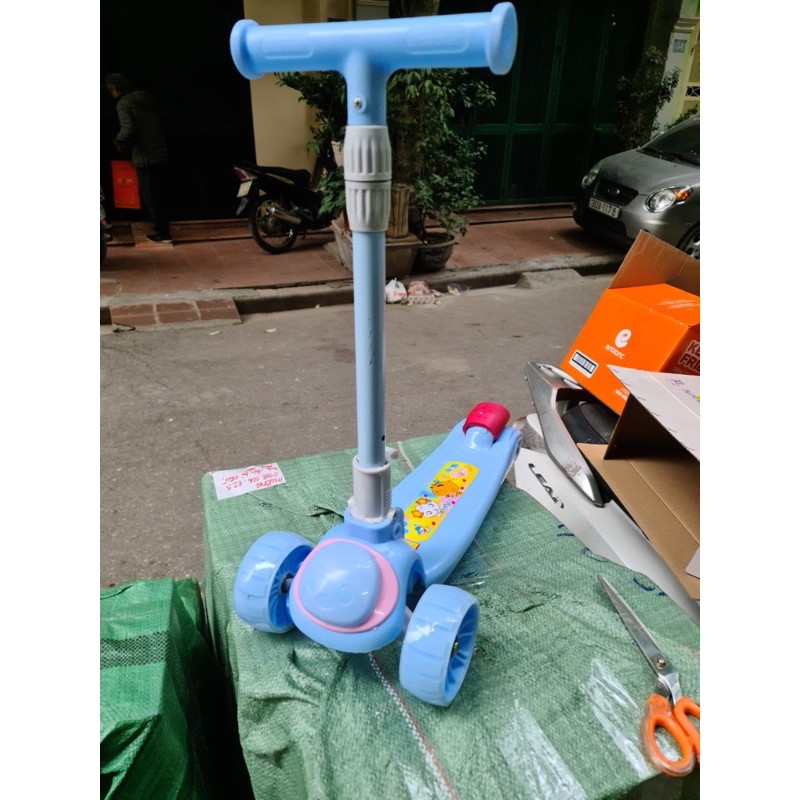 Xe Scooter cho bé cao cấp (dùng cho bé từ 1 đến 12 tuổi)